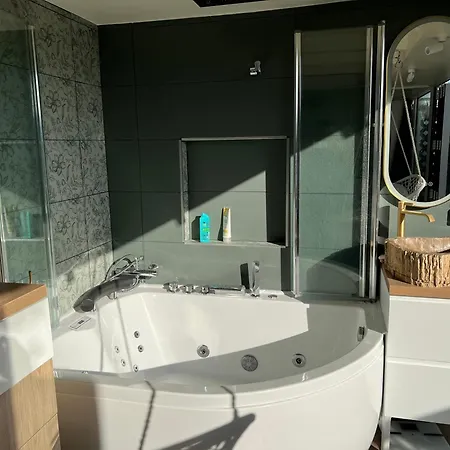 Duplex Terrasse Au Soleil * Paris